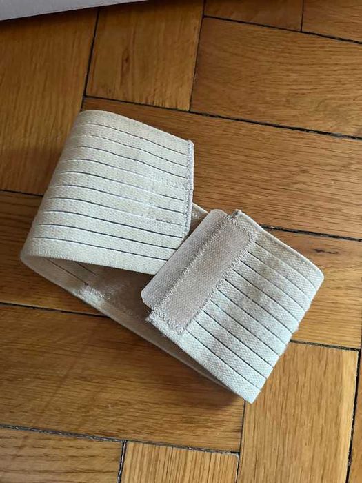 Stabilizator nadgarstka elastyczny materiał rzep Orteo Special