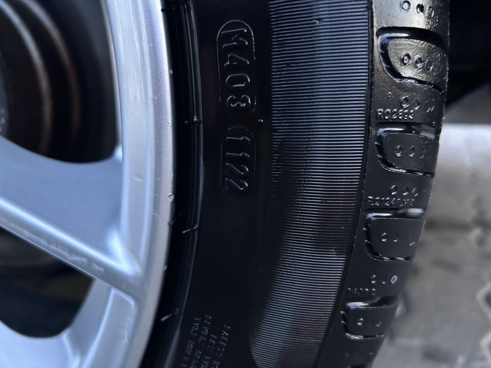 Felgi 5x120 r.17 et32, opony pirelli