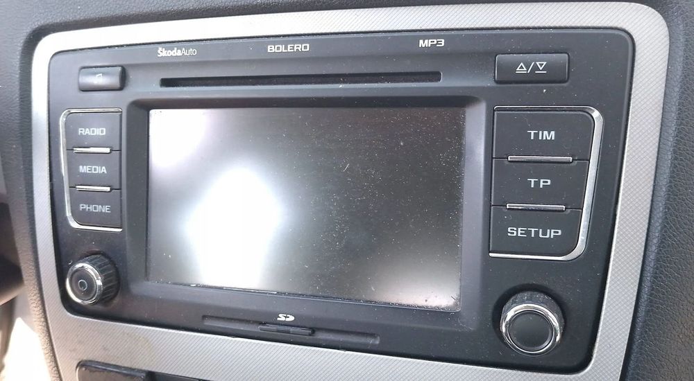 SKODA OCTAVIA II LIFT RADIOODTWARZACZ