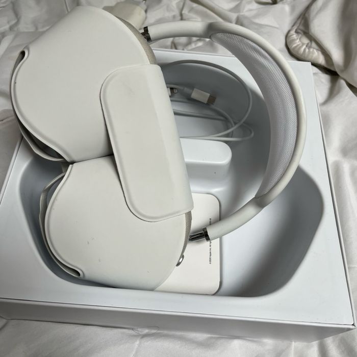 Навушники Apple AirPods Max