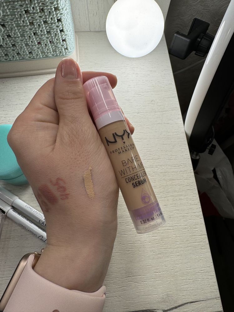 NYX Professional Makeup Bare With Me консилер-сироватка 04