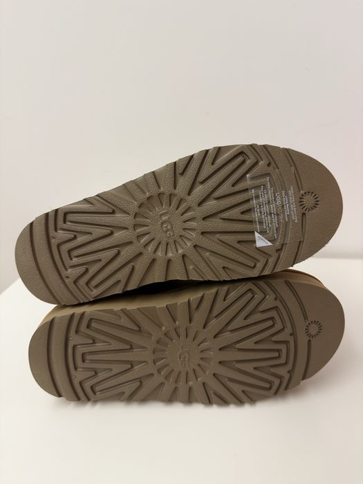 Botas UGG - Classic Ultra Mini Platform Boot