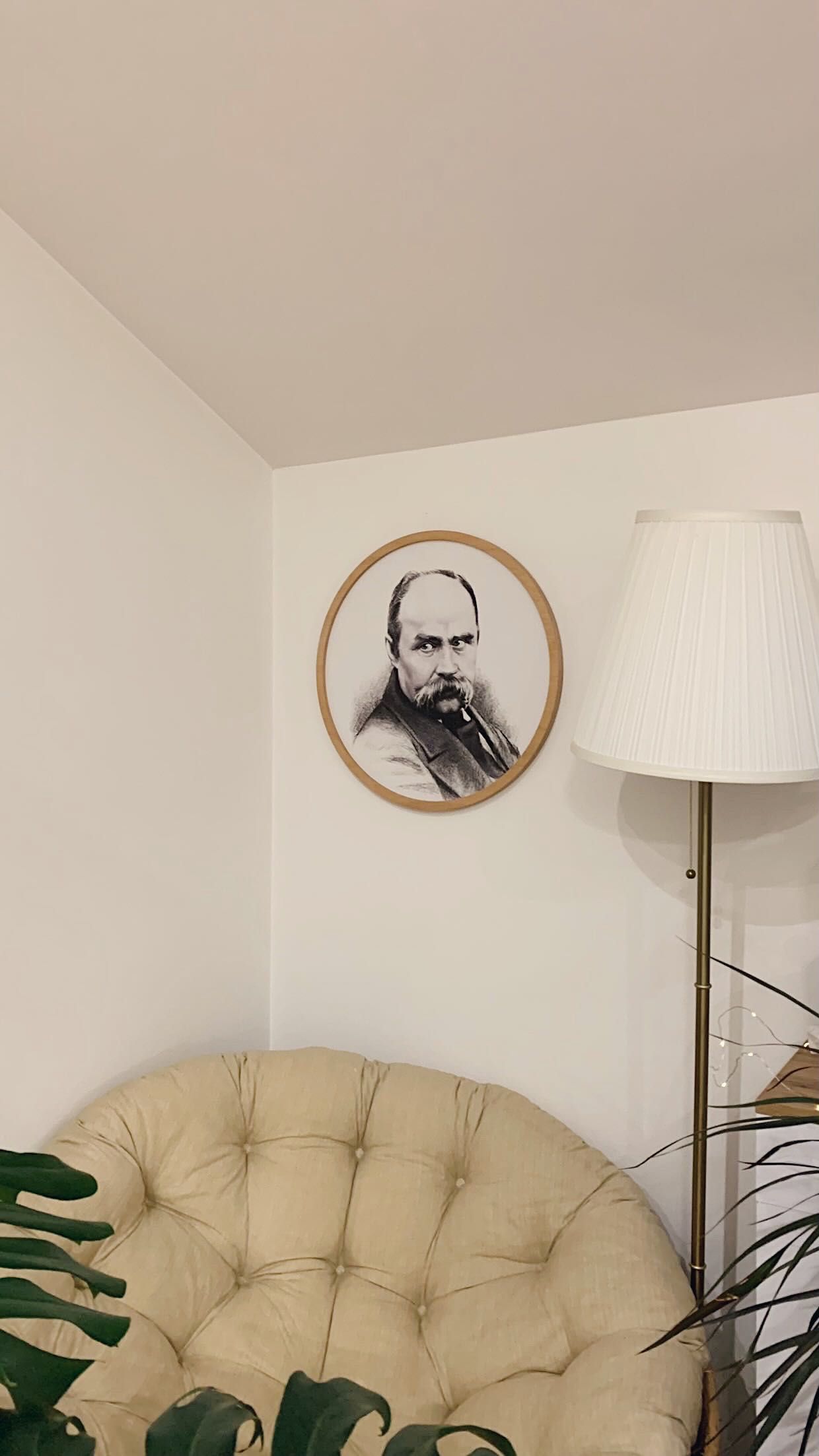 Картина Тараса Шевченка з підсвіткою