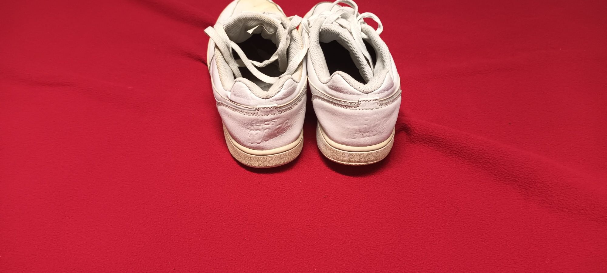 Tenis Nike usados nr42.