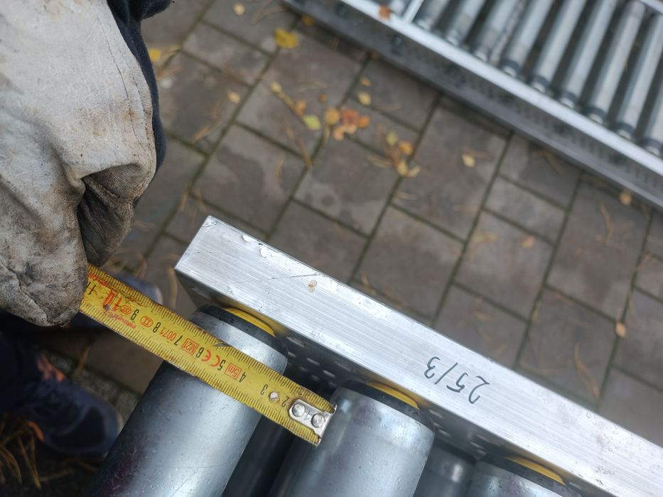 Podajnik rolkowy aluminowy prosty - wysyłka.