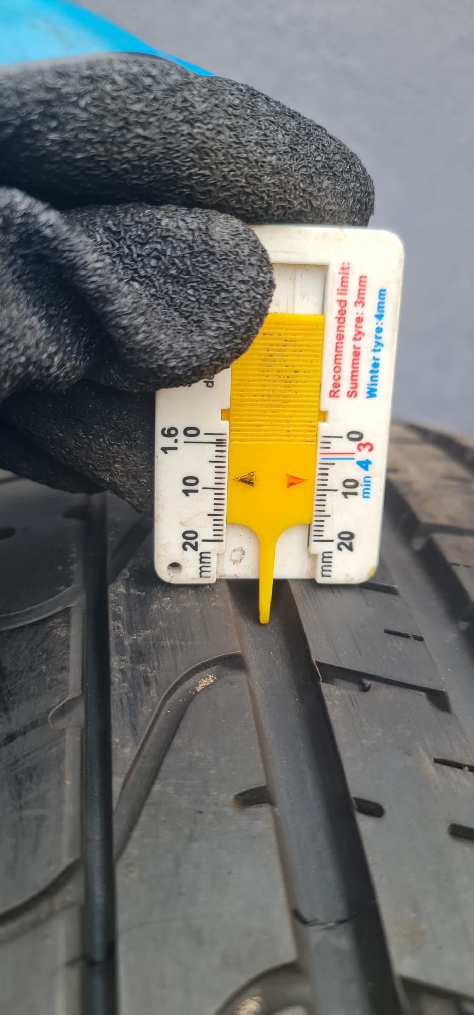 225/40/19  Pirelli opony Nowe powystawowe