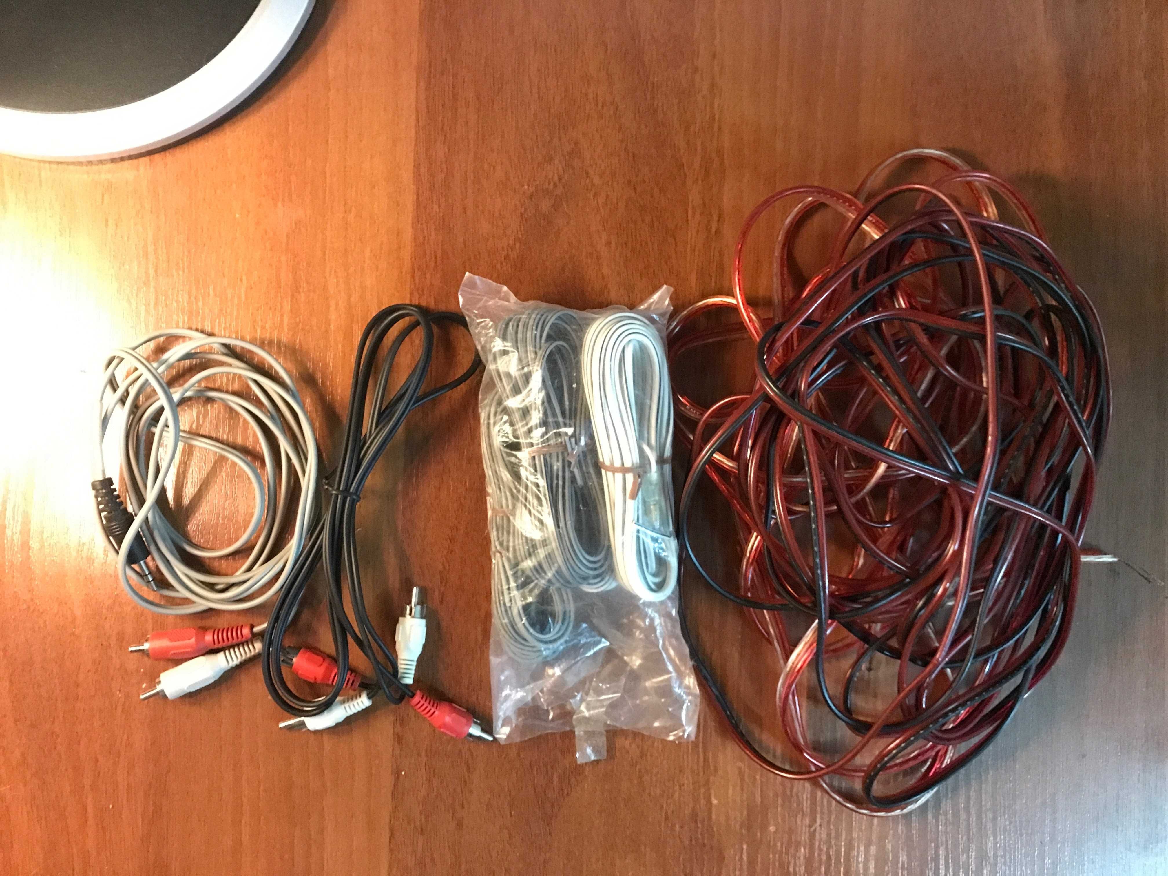 Аудіо кабелі minijack, RCA (тюльпан)