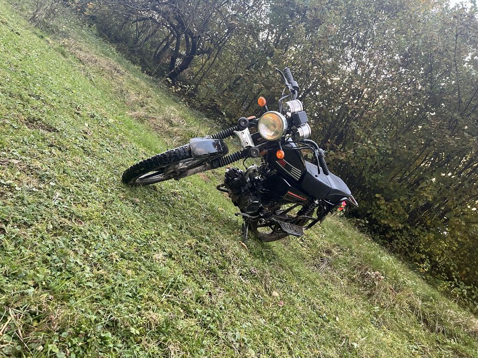 Продаю мотоцкл Спарк 110