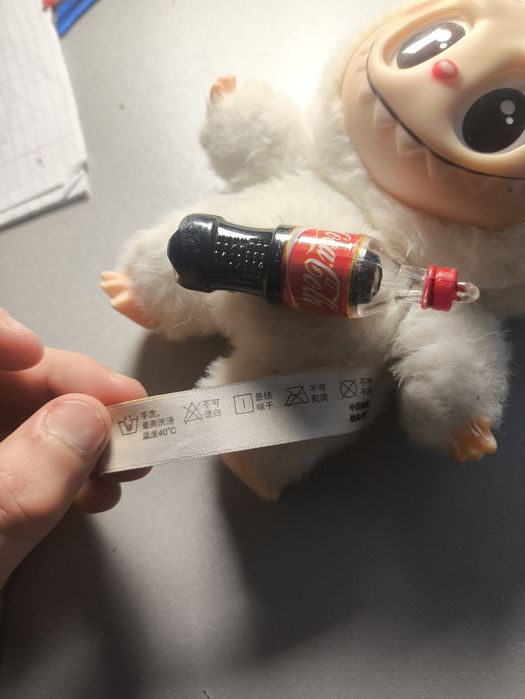 Продам лабубу оригинальная причина не потрібно (торгу немає)