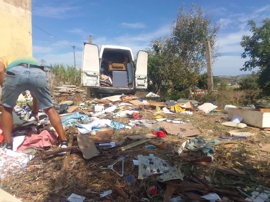 Limpezas monos/entulhos/Demolicoes/Mudanças