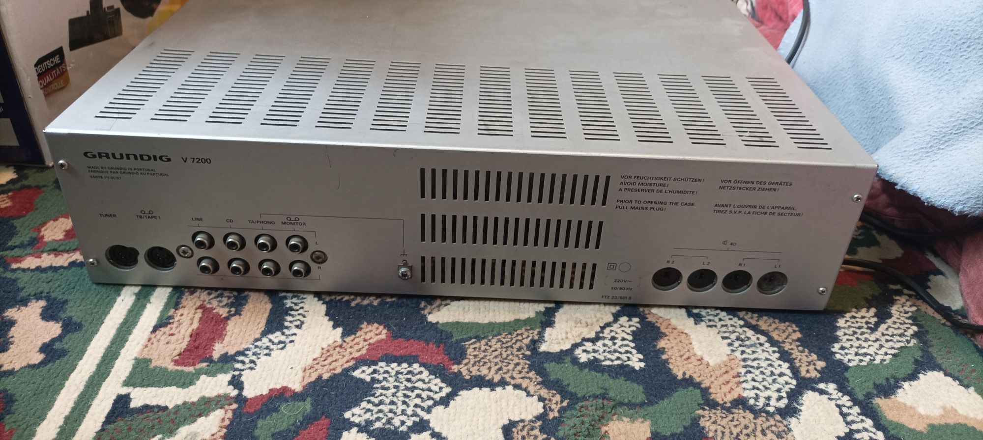Wzmacniacz Grundig v7200