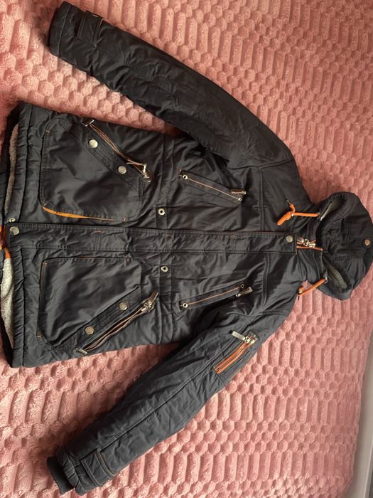 Чоловіча зимова куртка