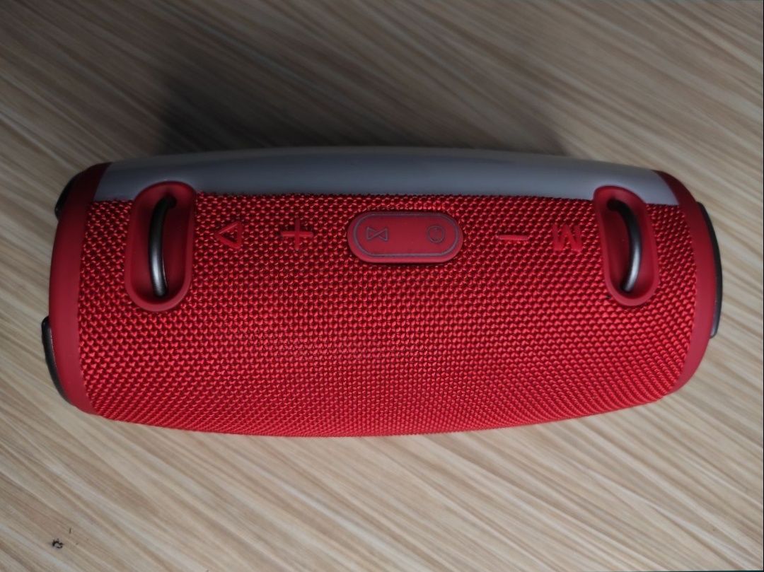 Колонка jbl з підсвіткою