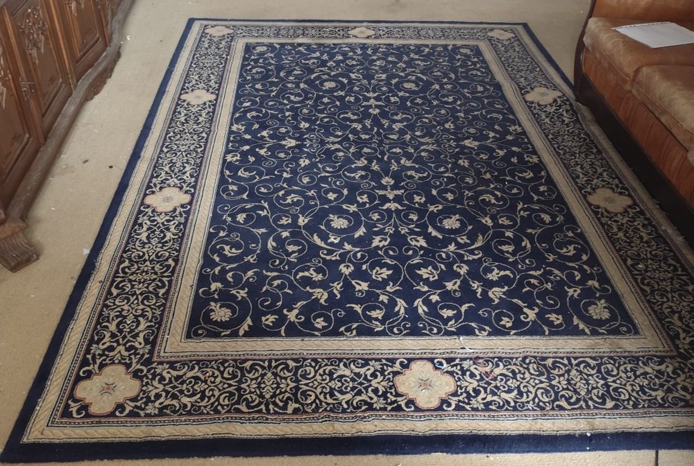 Dou a quem vier buscar Estoril perto campo de futebol