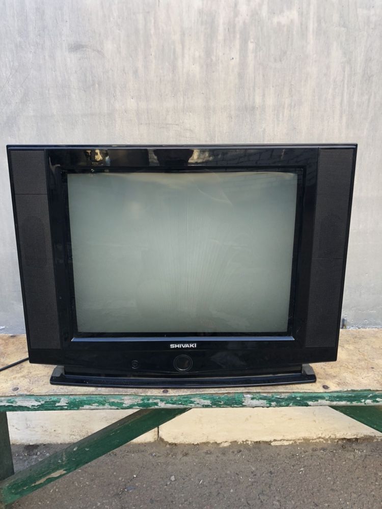 телевизор с плоским экраном shivaki