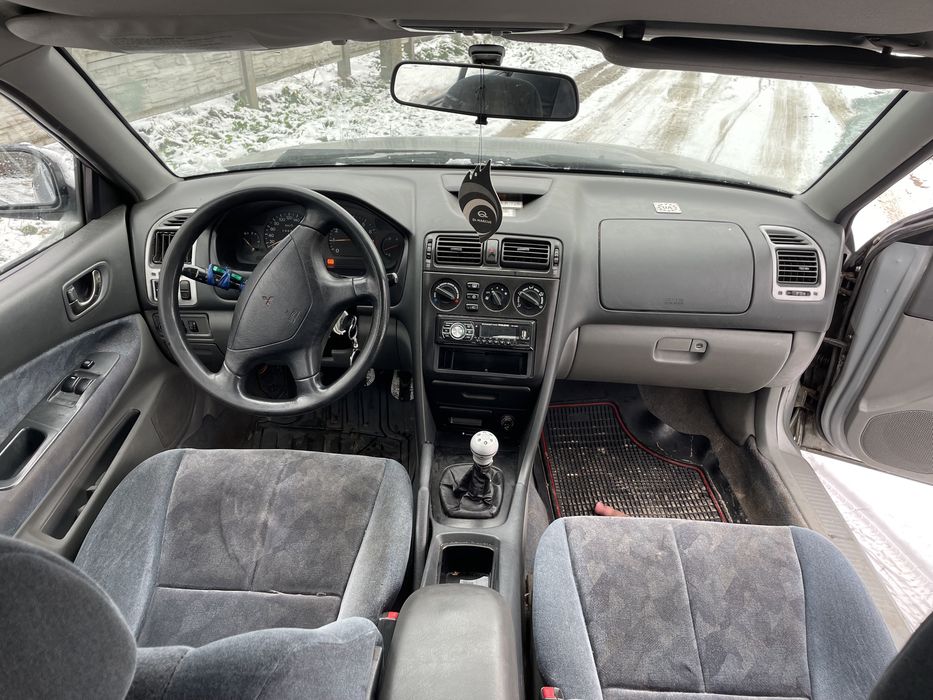 Разборка Mitsubishi Galant двигатель салон капот стекло двигатель
