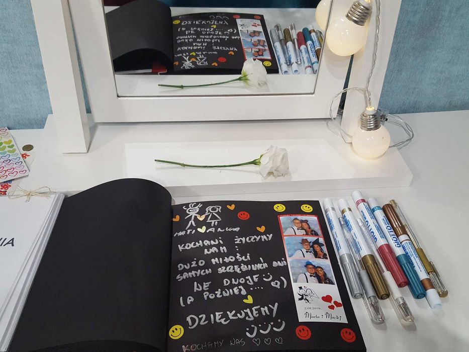 Fotobudka Napis LOVE Ciężki dym Fontanny Iskier Balony z helem BARMIX