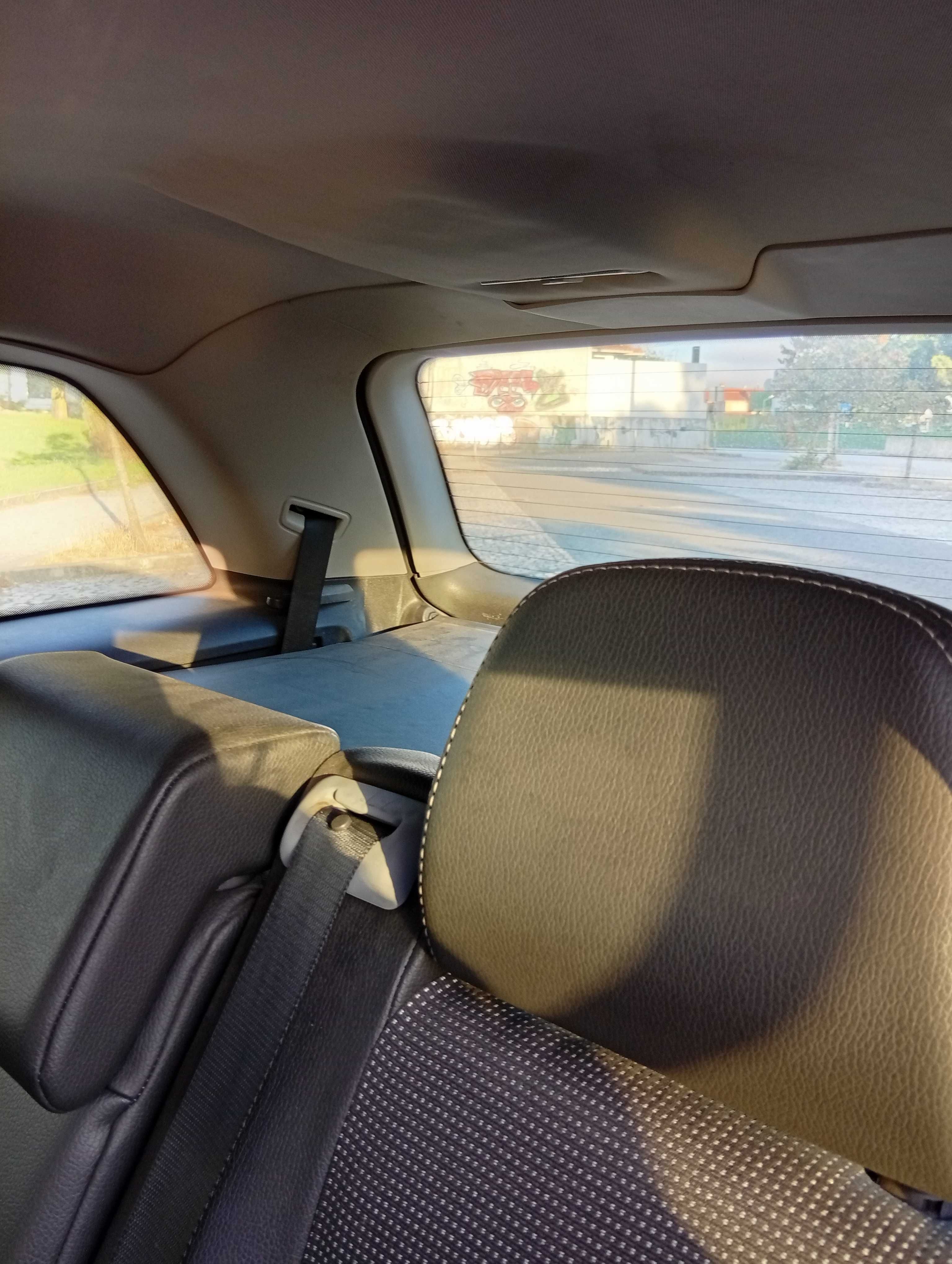 Opel Zafira em muito bom estado