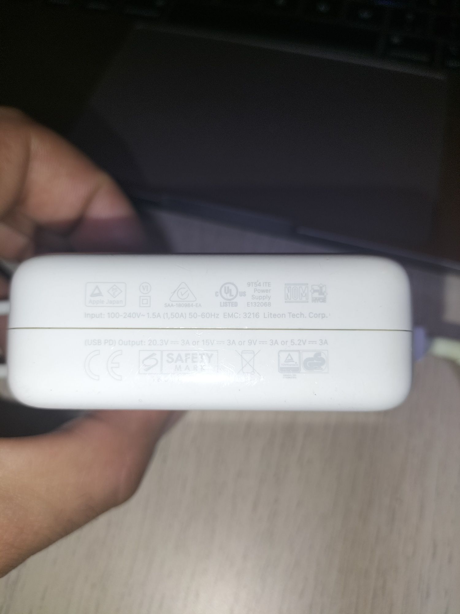 MacBook Pro 13” /A1989/2019 para peças, + Carregadores + Magic Mouse