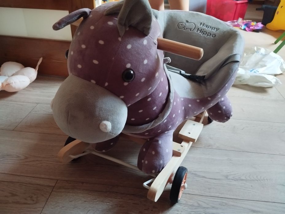 Jeździk bujak hipopotam grajacy