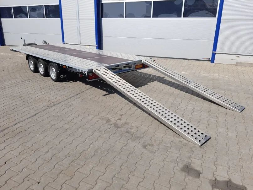 Blyss Nevada 3560 SK 3 osie  Laweta pod busy, Długa 600 x 210, 3 osiowa DMC 3500 kg