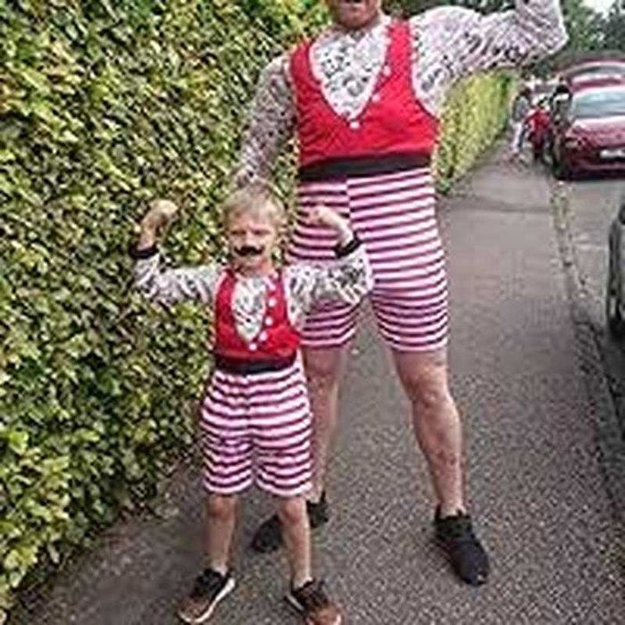 Карнавальний новорічний костюм силача дитячий дорослий підлітковий