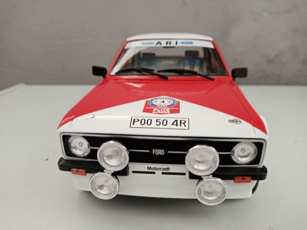 Miniaturas carros 1.18