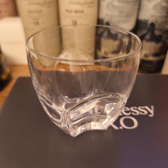 6 szklanek Hennessy XO