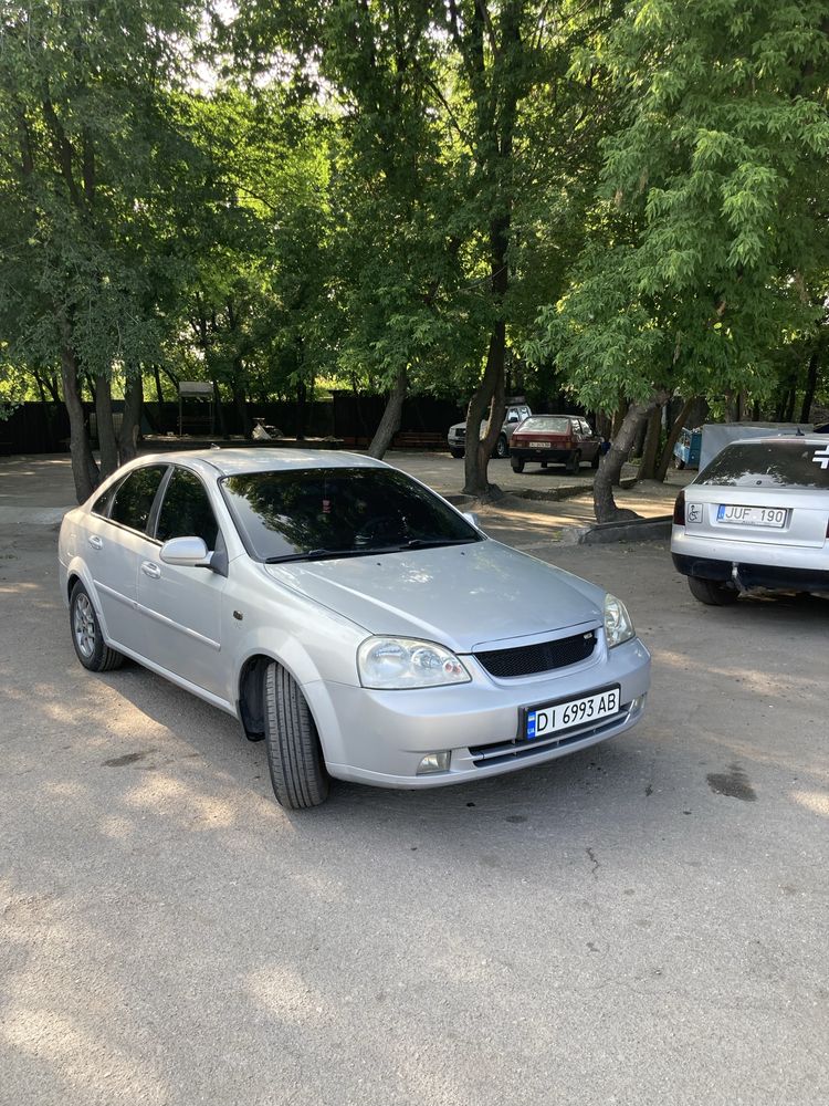 Шевроле лачетти 1,8 автомат