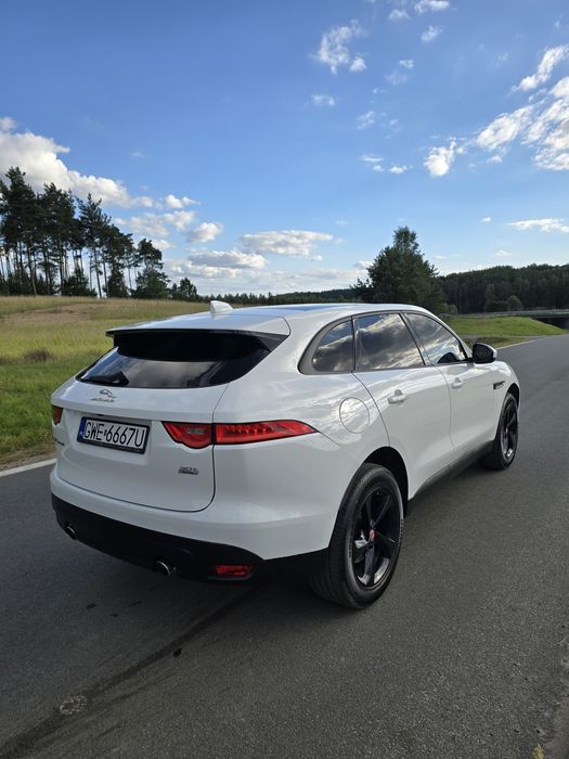 Jaguar f-pace 2.0 benzyna