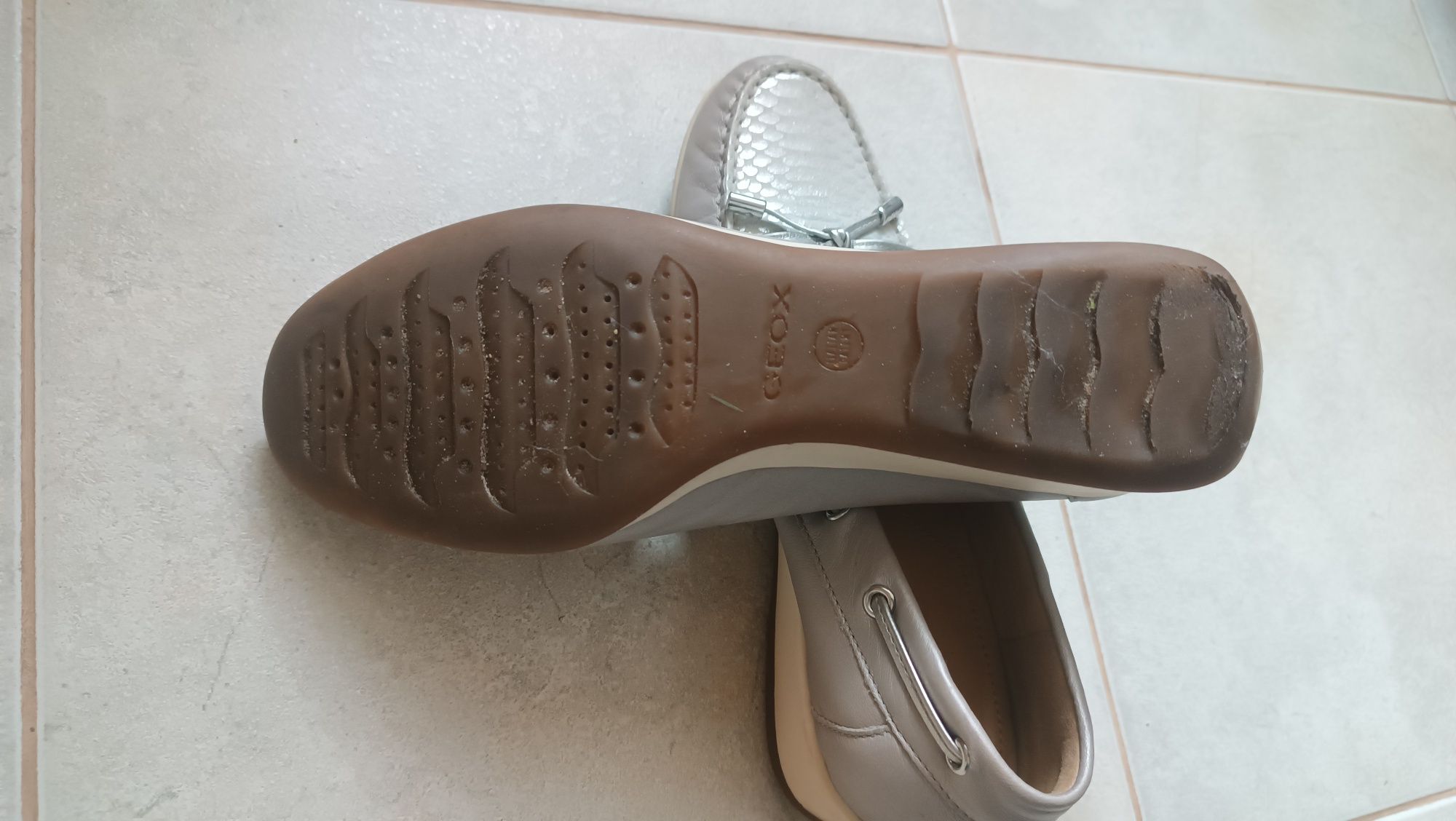 Buty mokasyny damskie Geox 39