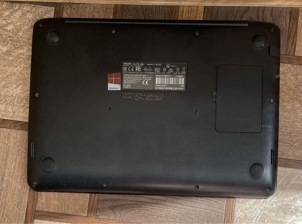 Asus F302u 13.3” FullHD 8/128GB SSD i5-6200 ідеальний для  навчання