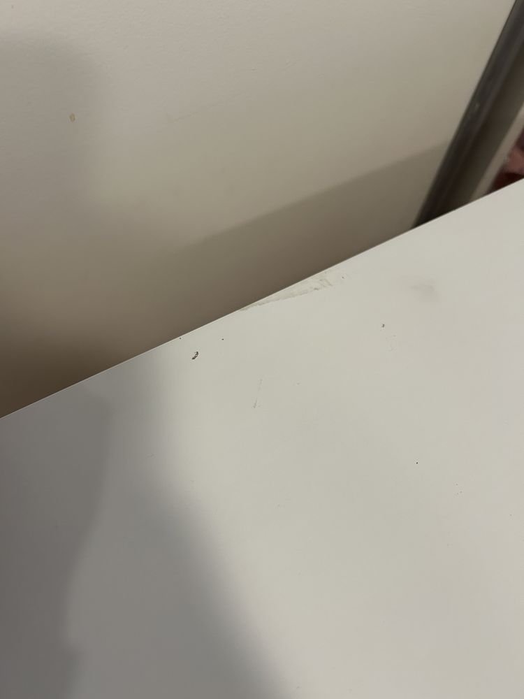 Biurko Jysk Tamholt 100x50 biały blatni drewniane nogi