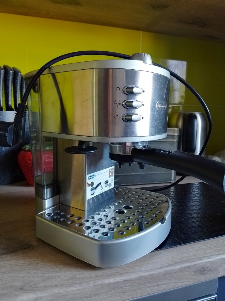 Ekspres DeLonghi