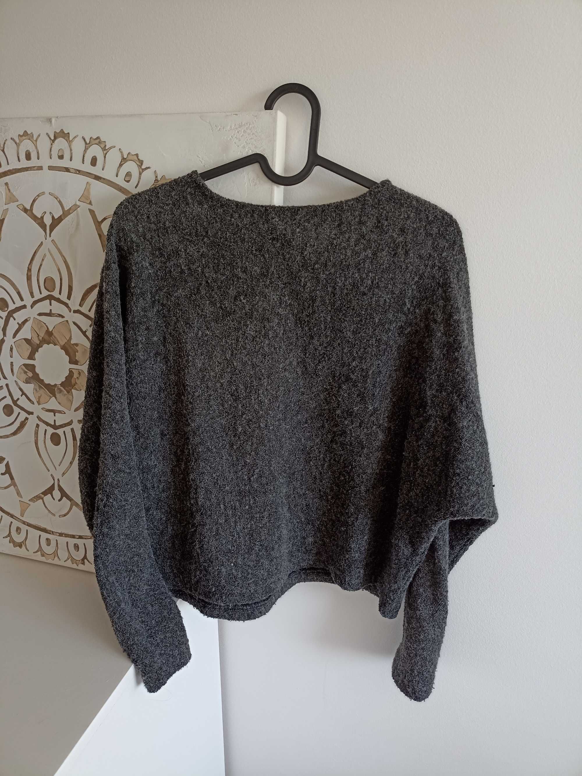 Szary sweterek nietoperz H&M rozmiar XS/S