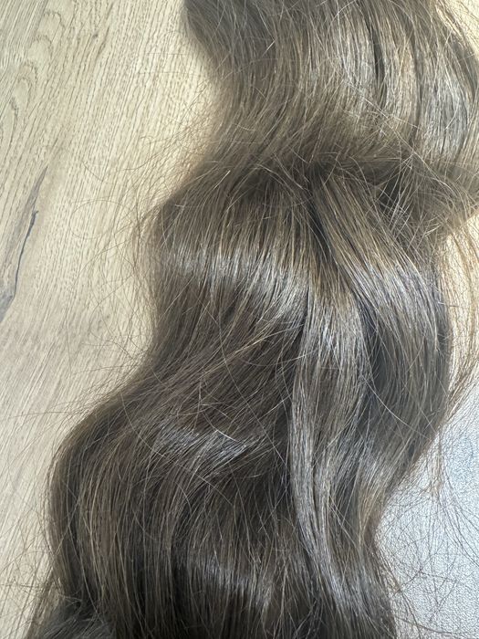 Wlosy dziewicze 56 cm falowane 130 g