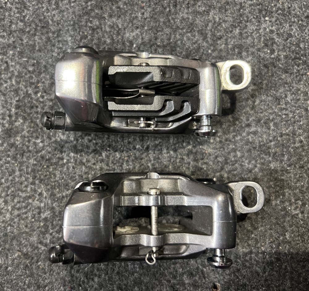 Shimano XTR BR-M9120 zaciski hamulcowe 4 tłoczki