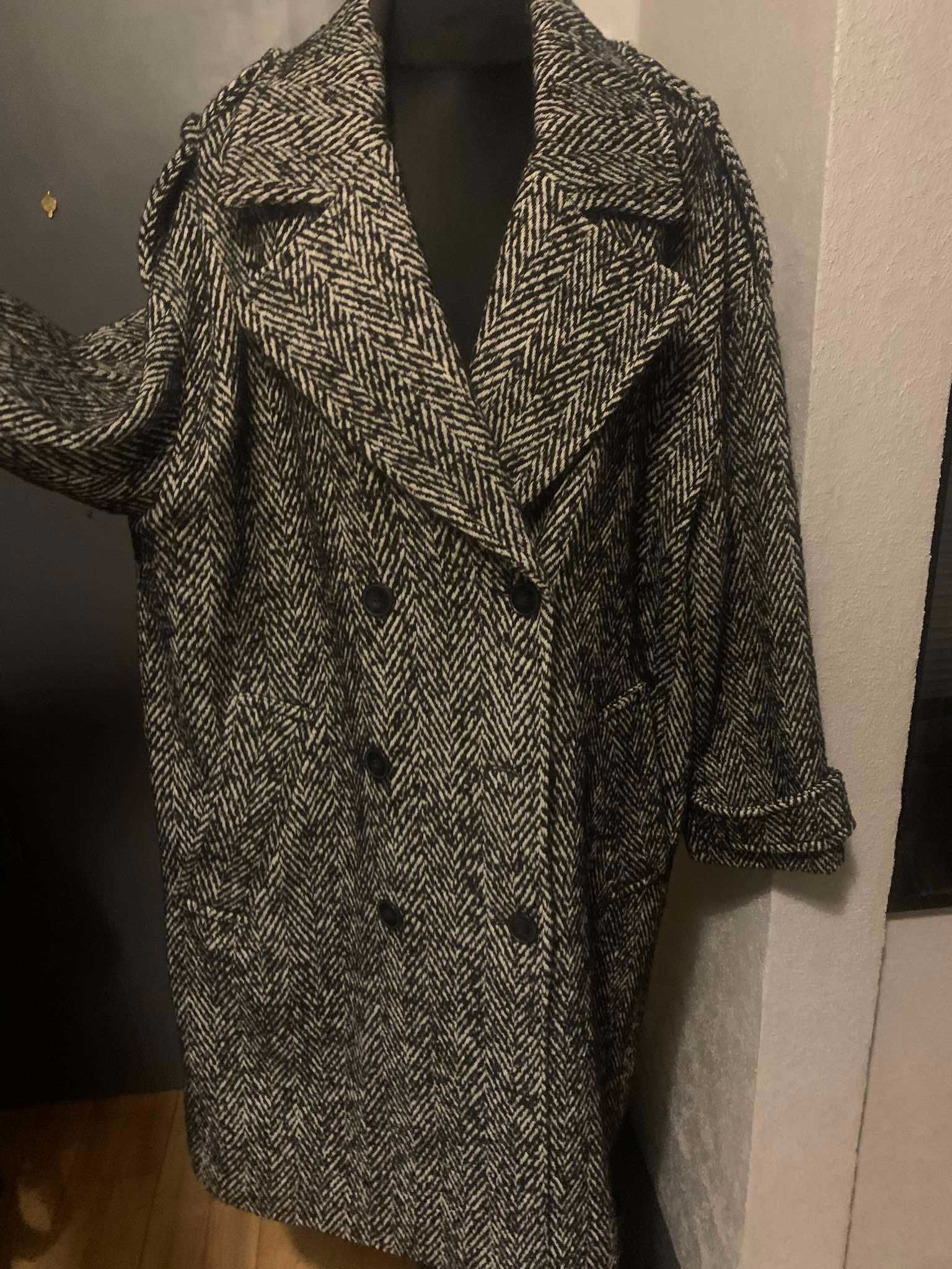 Bershka płaszcz trencz flausz jodełka z wełną oversize gruby duży
