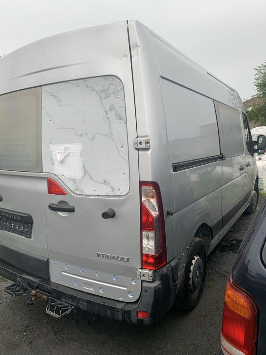 Renault master uszkodzony