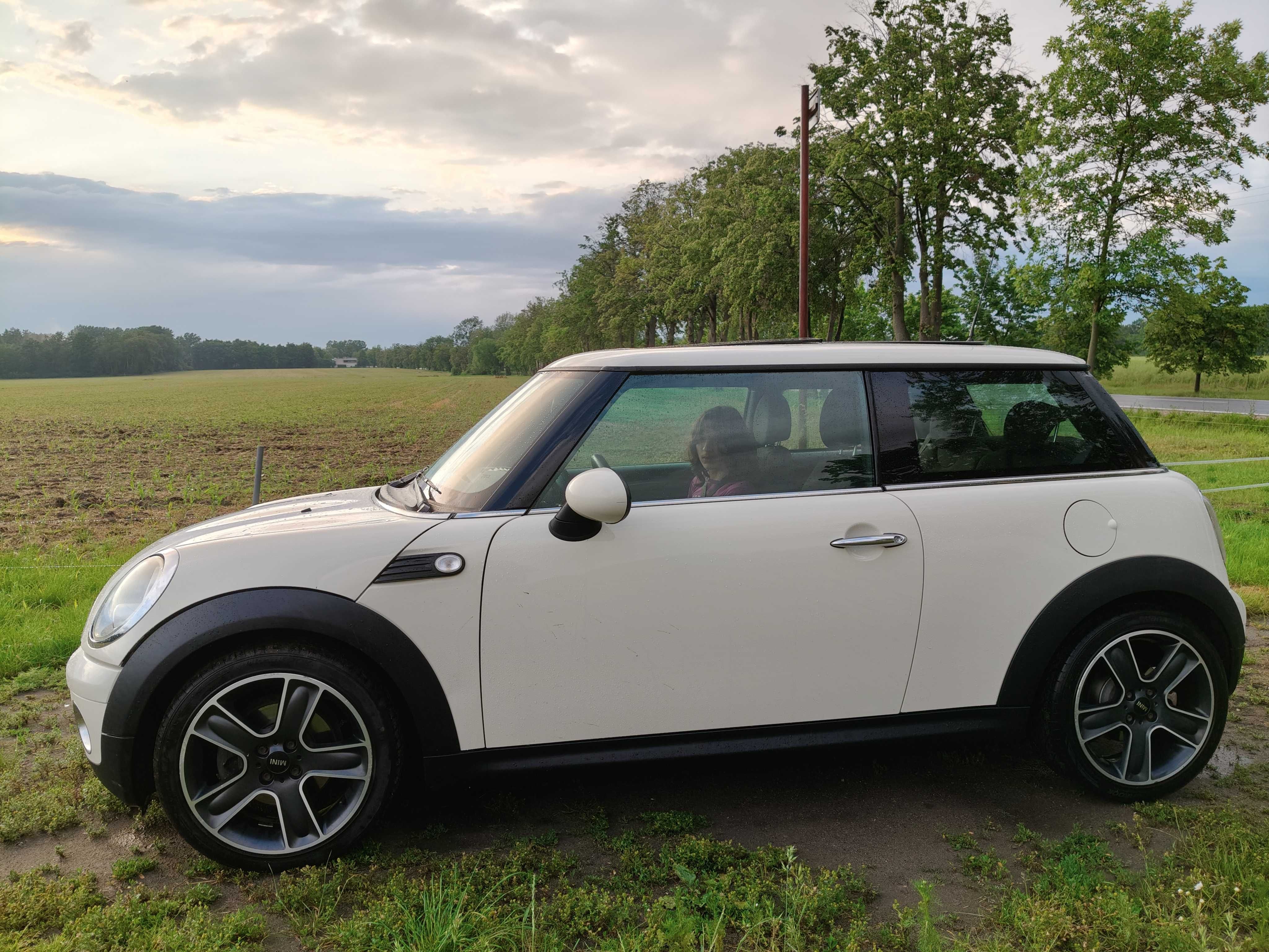 Mini R56 $ One Panorama full 1.4 95km JbL 2key 1wl PL 3kkm JCW 2kp kół