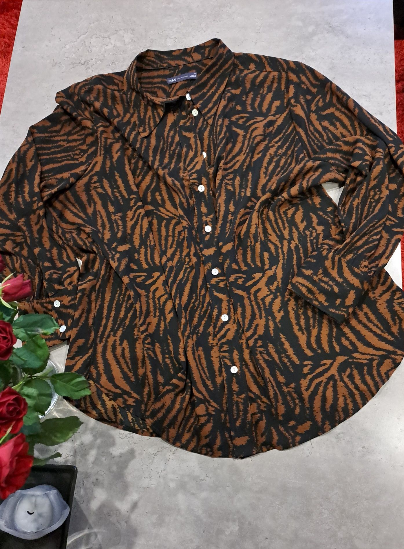 Piękna koszula zmysłowa roz 48/50 M&S ,print ,Zebra  czerń, brąz