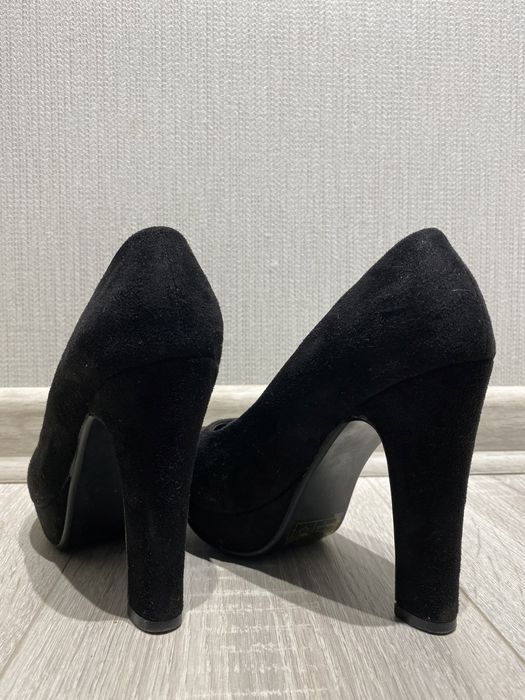 Чорні туфлі, туфли