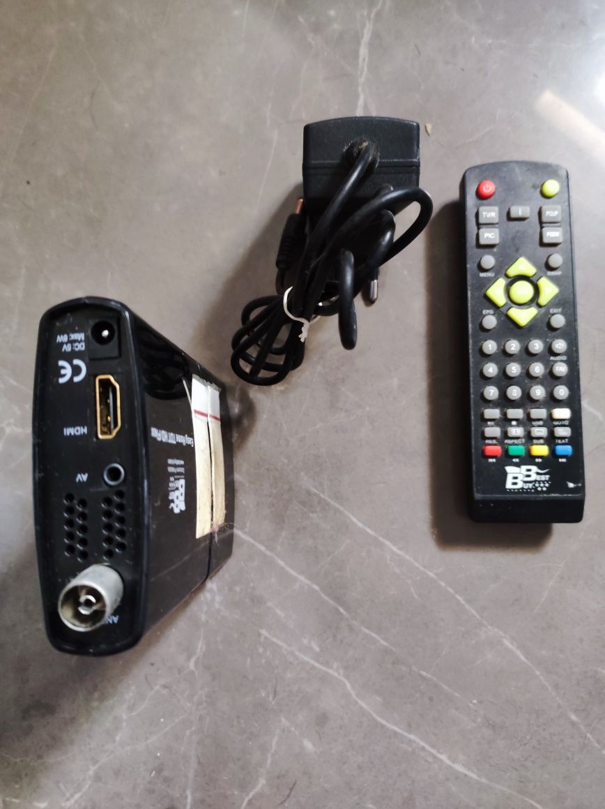 Modulador tdt com comando e hdmi