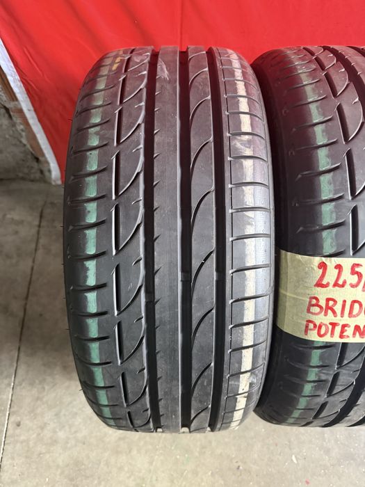 Pneus 225/40/19 + 255/35/19 Bridgestones Todos Iguais Impecaveis