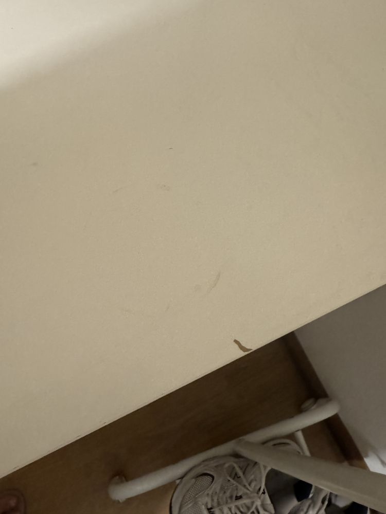 Secretária do Ikea
