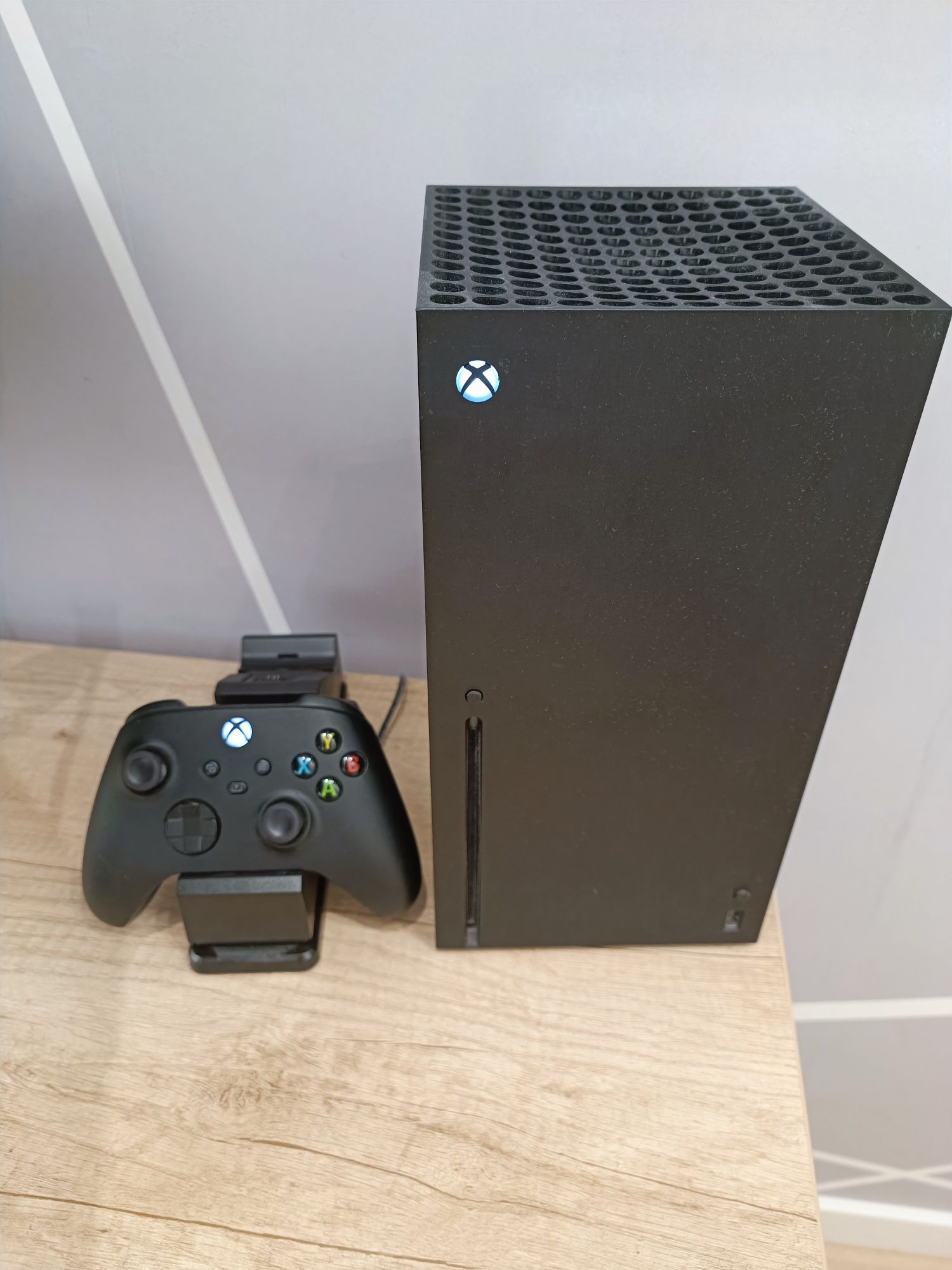 Xbox Series X + Farcry 6 + Ładowarka Do Padów