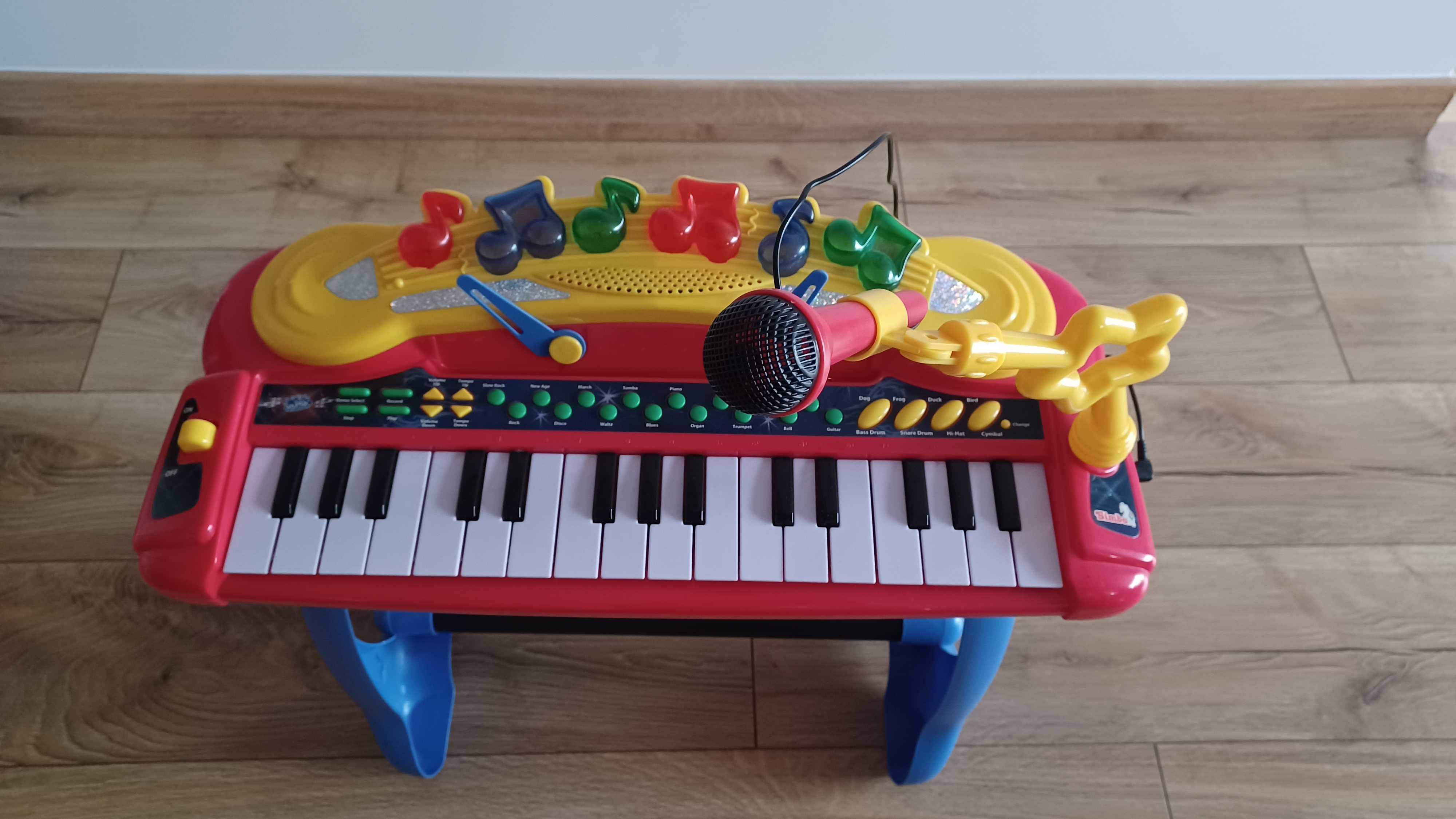 Organy dziecięce, keyboard z mikrofonem i podstawą Simba
