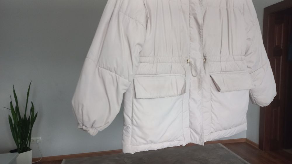 Куртка тепла зима.