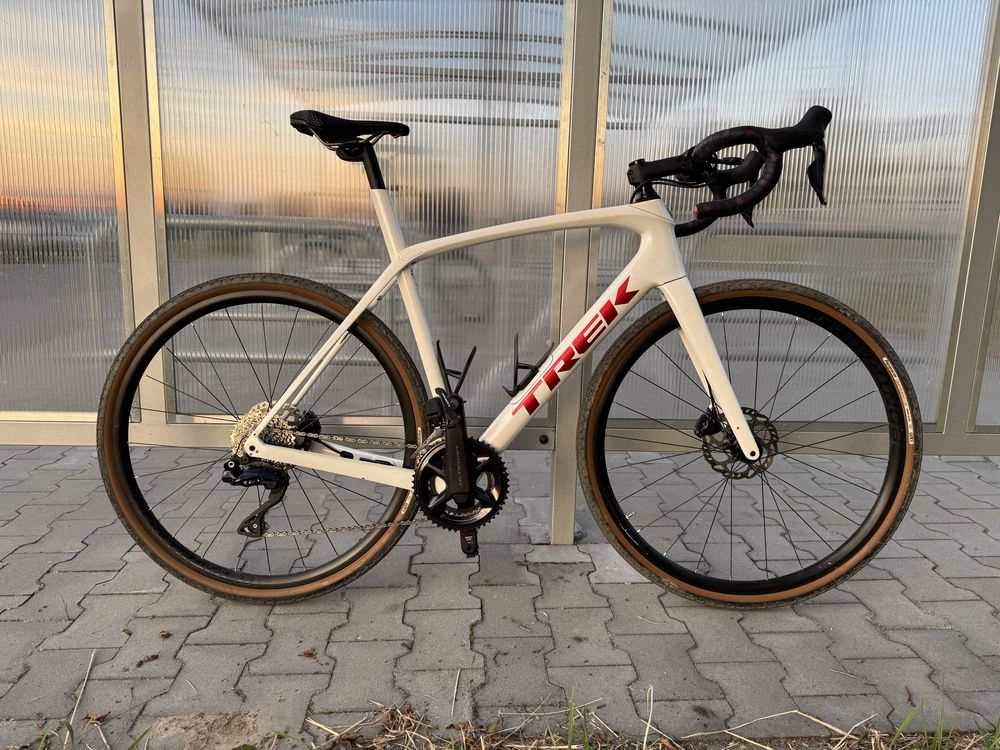 Trek DOMANE SL5 shimano di2 105