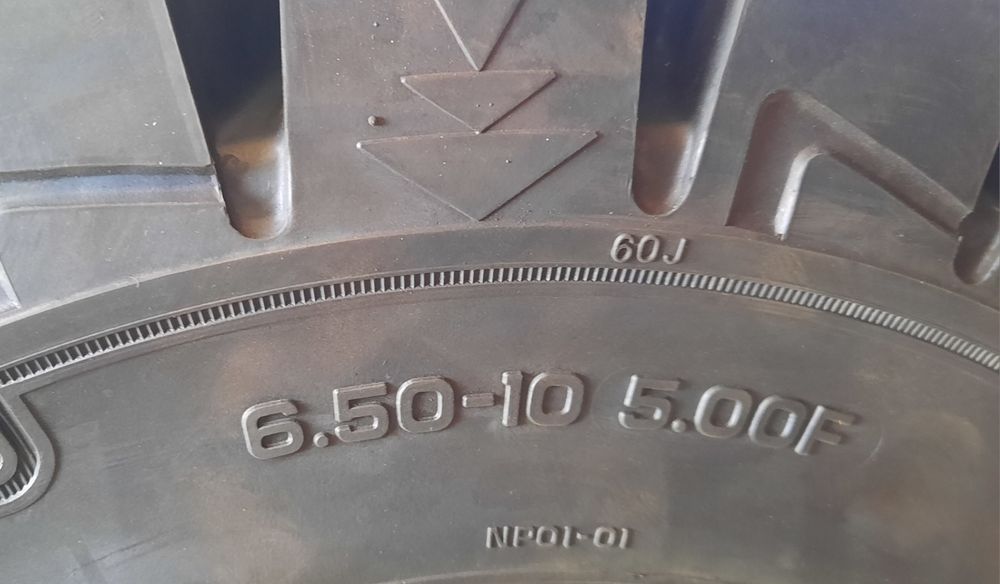 Шины цельнолитые Nexen Solidpro